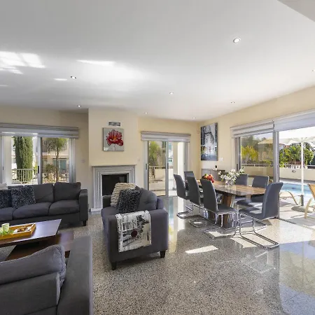 וילה Theodora 1 פרוטאראס